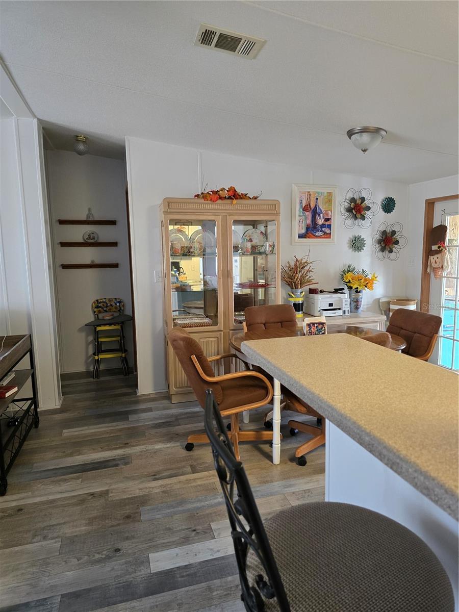 Image 31 of 49 For 3896 Picciola Road 242