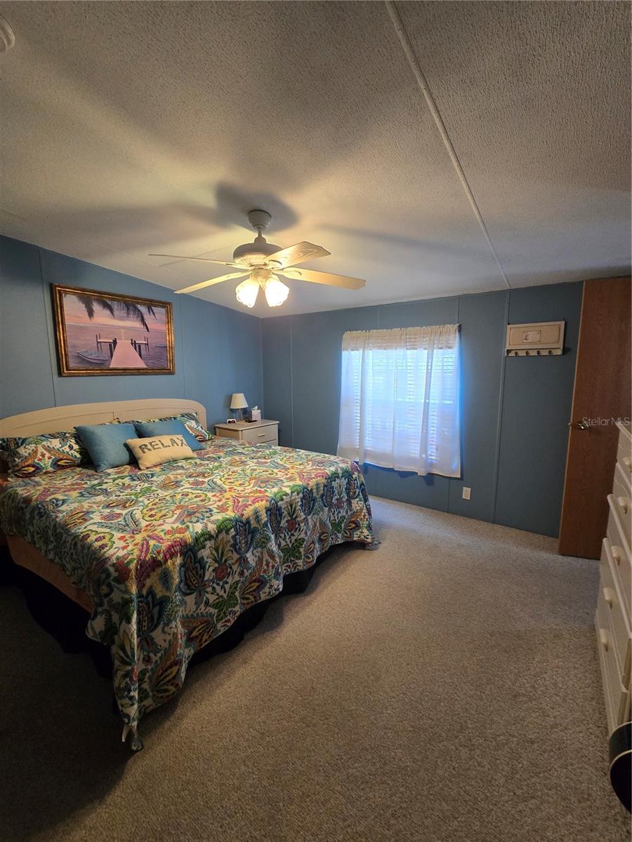 Image 33 of 49 For 3896 Picciola Road 242