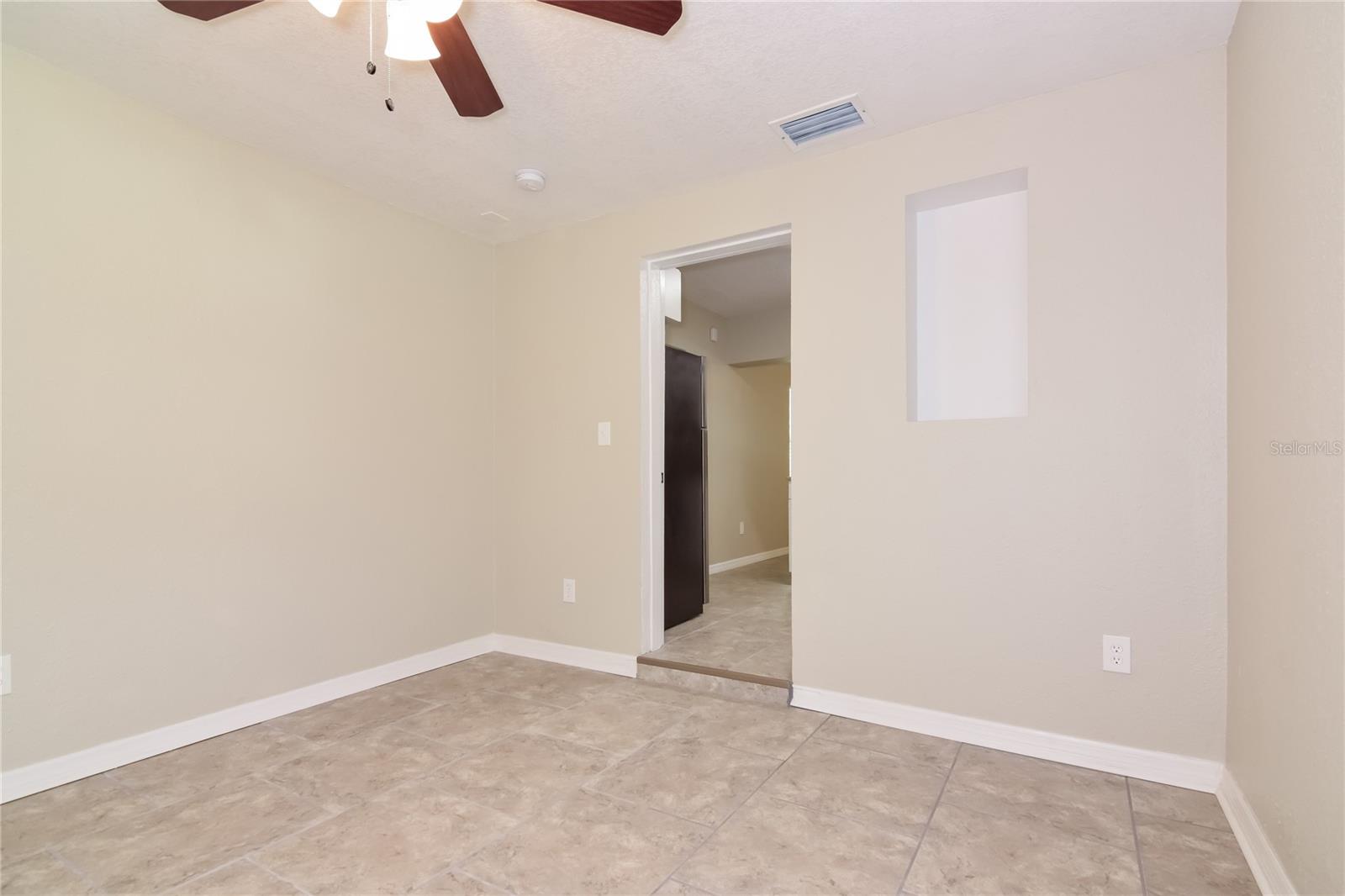 Image 8 of 16 For 3409 Paxton Avenue