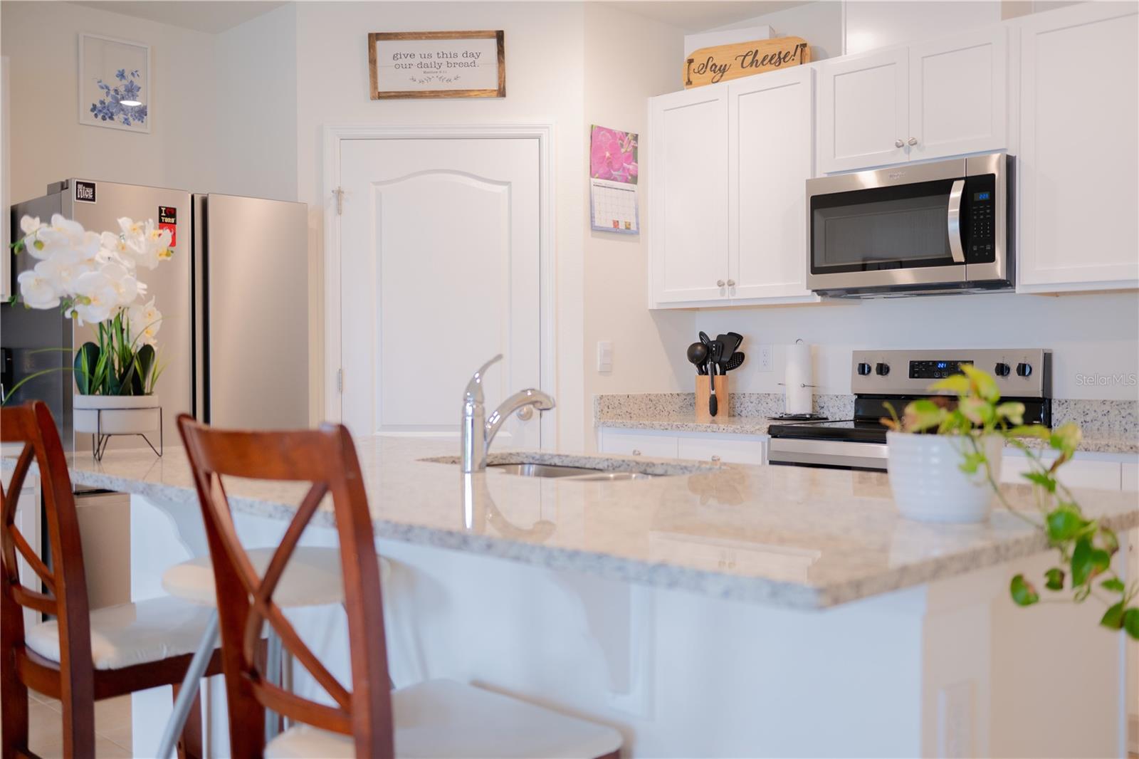 Image 16 of 47 For 1095 Griffon Avenue