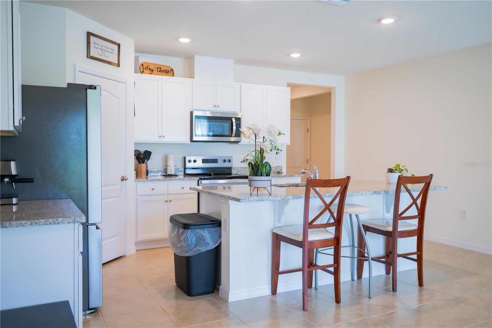 Image 17 of 47 For 1095 Griffon Avenue