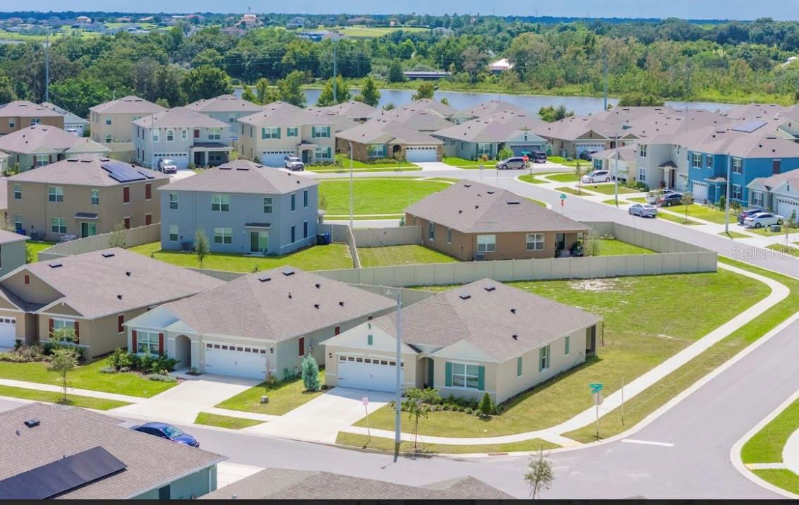 Image 31 of 47 For 1095 Griffon Avenue
