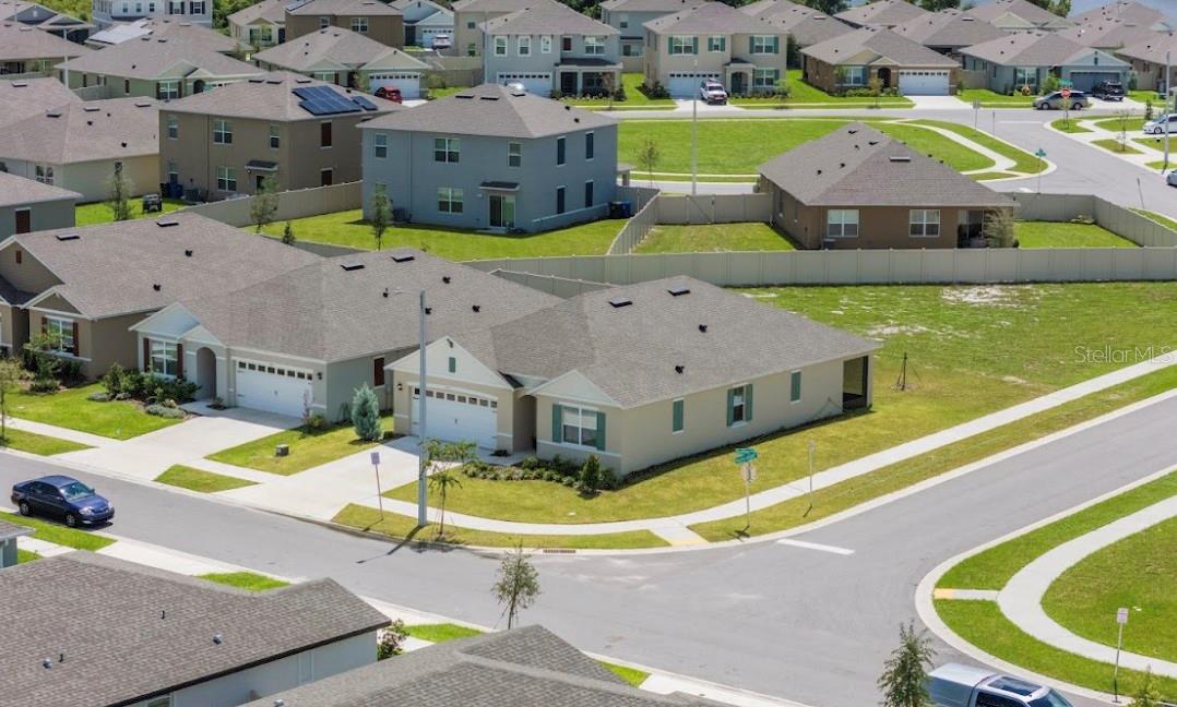 Image 32 of 47 For 1095 Griffon Avenue