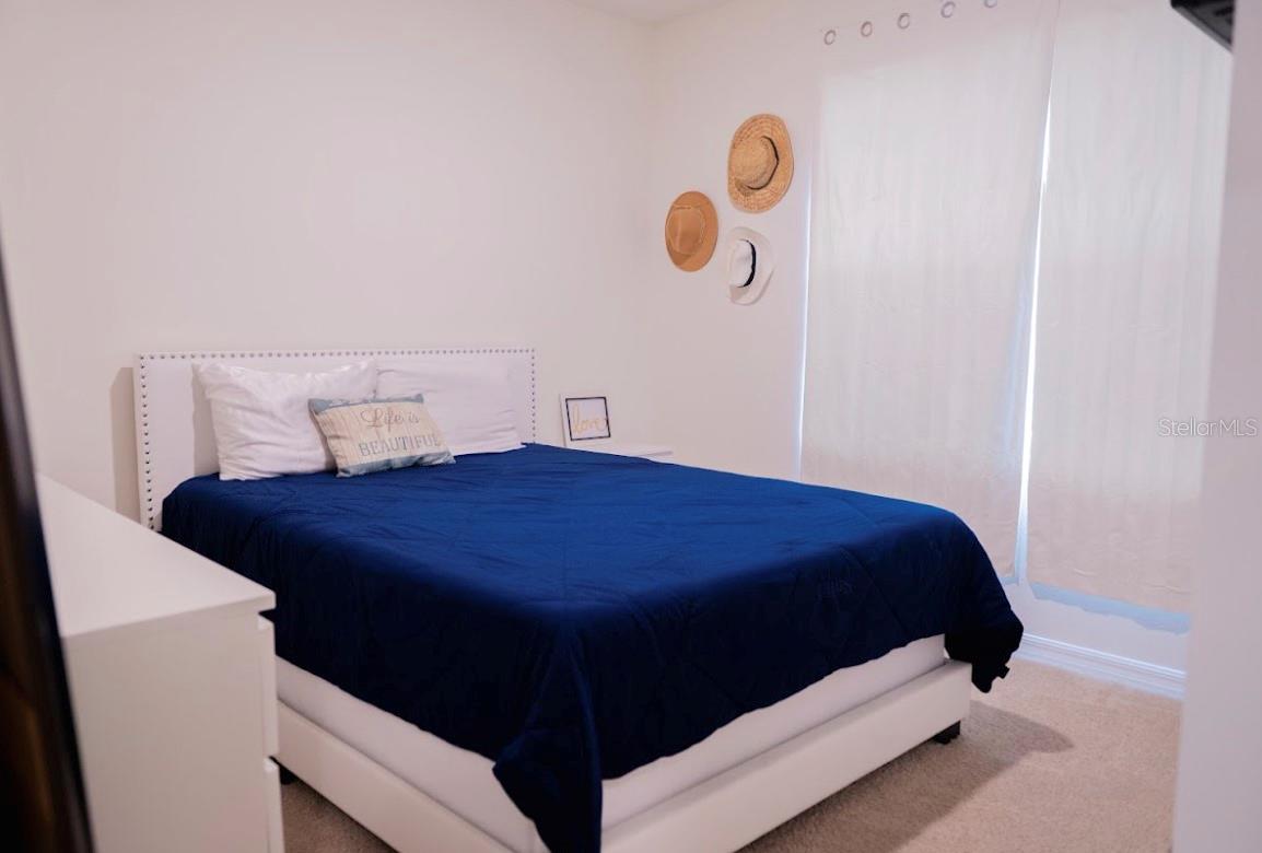Image 43 of 47 For 1095 Griffon Avenue
