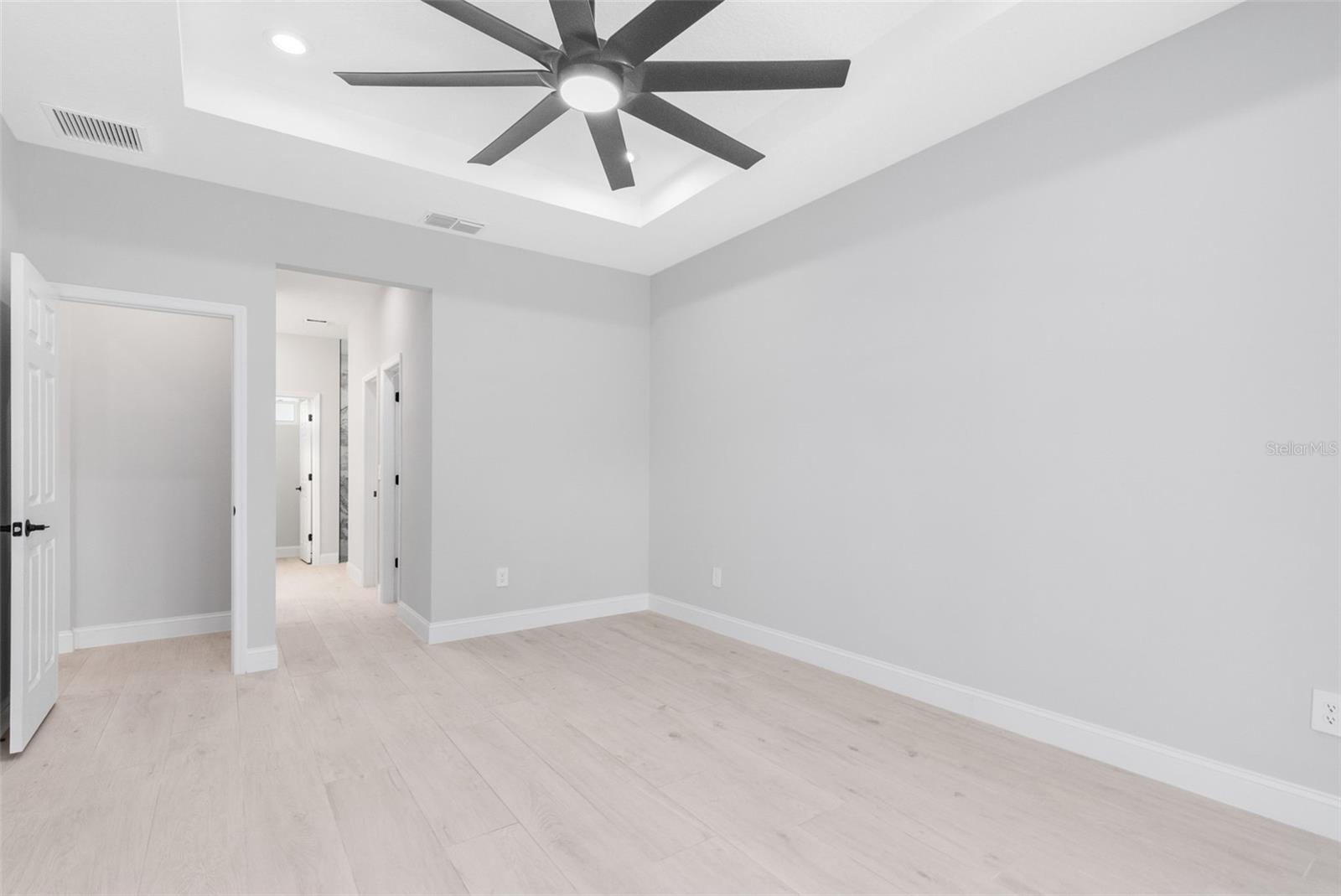 Image 12 of 32 For 1550 12th Street