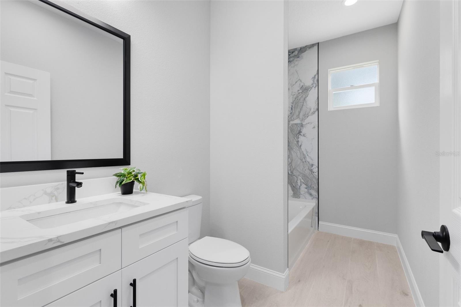 Image 4 of 32 For 1550 12th Street