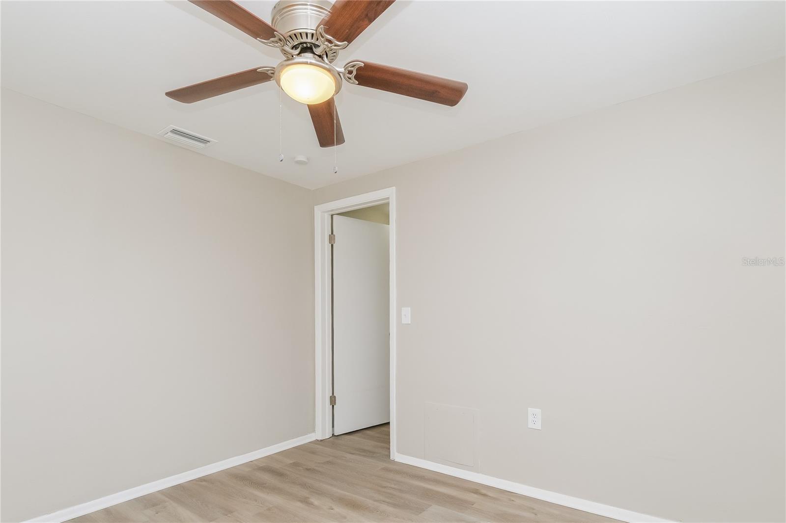 Image 13 of 16 For 5127 Reseda Drive