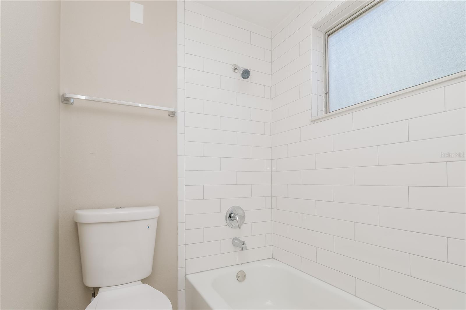 Image 14 of 16 For 5127 Reseda Drive
