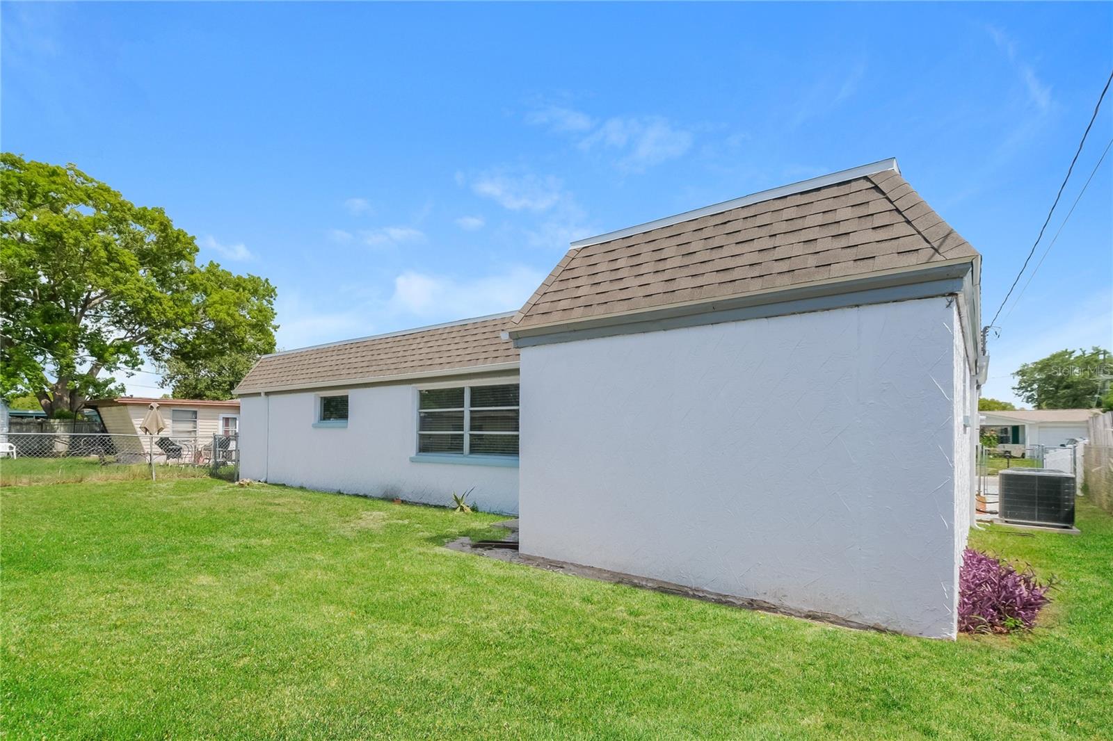 Image 15 of 16 For 5127 Reseda Drive