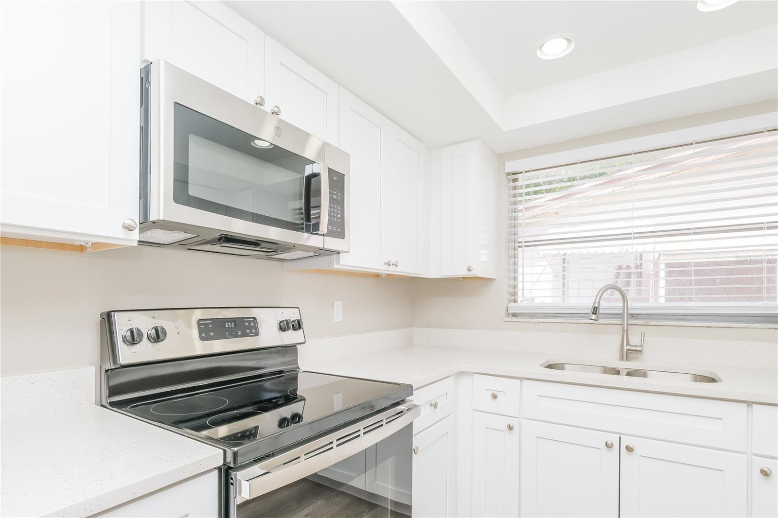 Image 5 of 16 For 5127 Reseda Drive