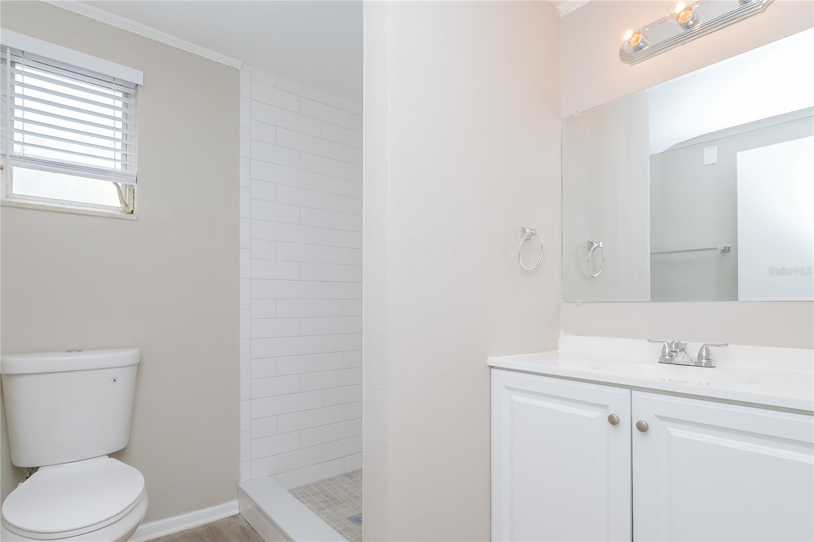 Image 9 of 16 For 5127 Reseda Drive