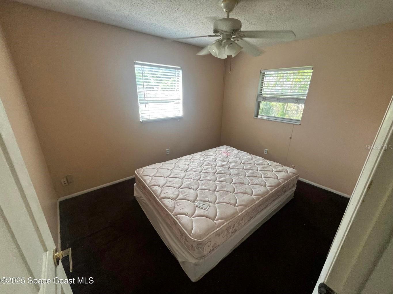 Image 11 of 15 For 706 Grant Street