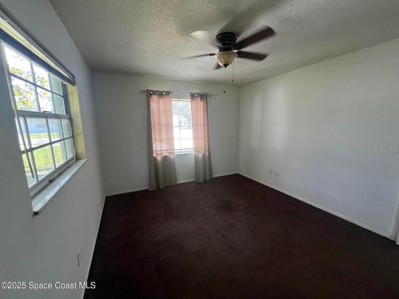 Image 9 of 15 For 706 Grant Street