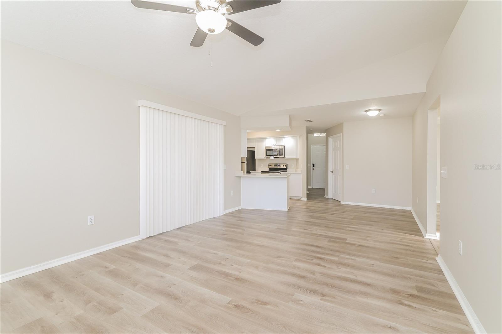 Image 4 of 16 For 171 Bergen Circle