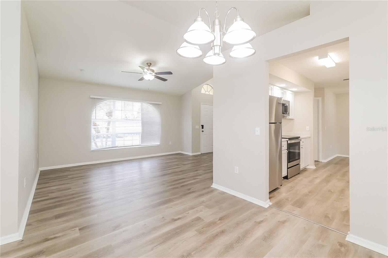 Image 5 of 16 For 171 Bergen Circle