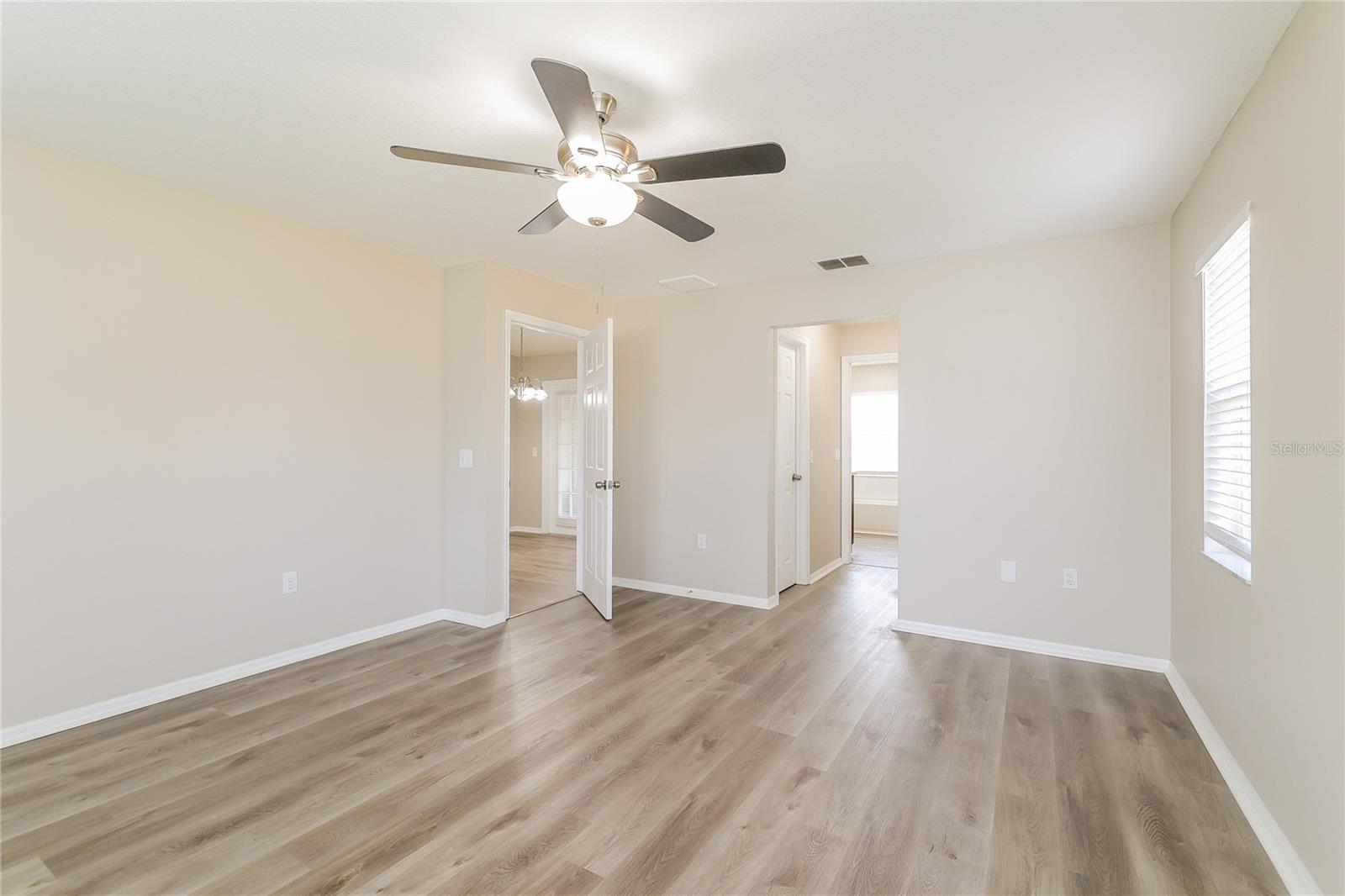 Image 8 of 16 For 171 Bergen Circle