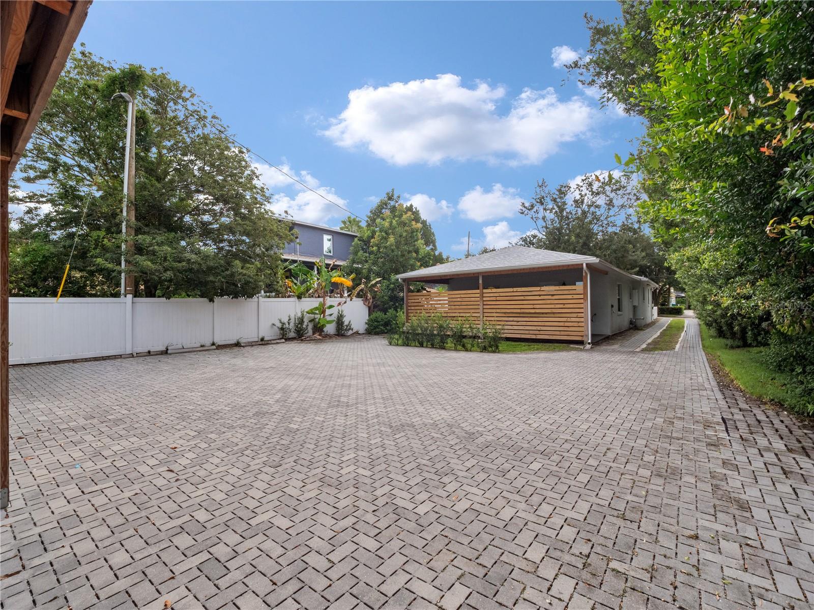 Image 10 of 54 For 1505 Catherine Street