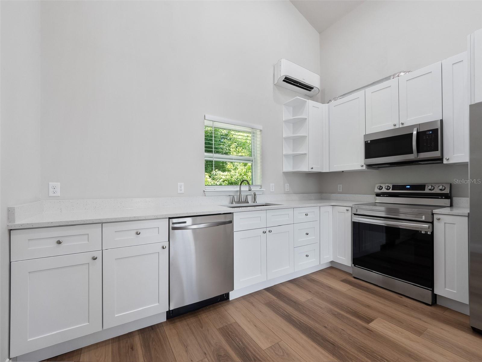 Image 43 of 54 For 1505 Catherine Street
