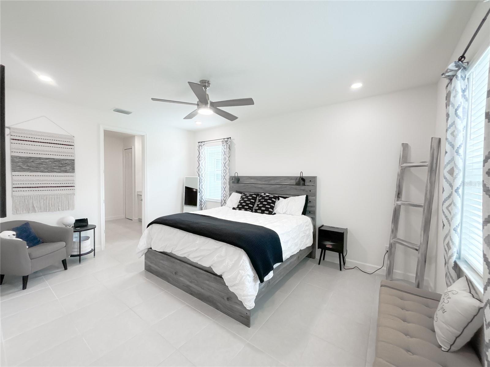 Image 10 of 21 For 684 Veridian Circle Nw