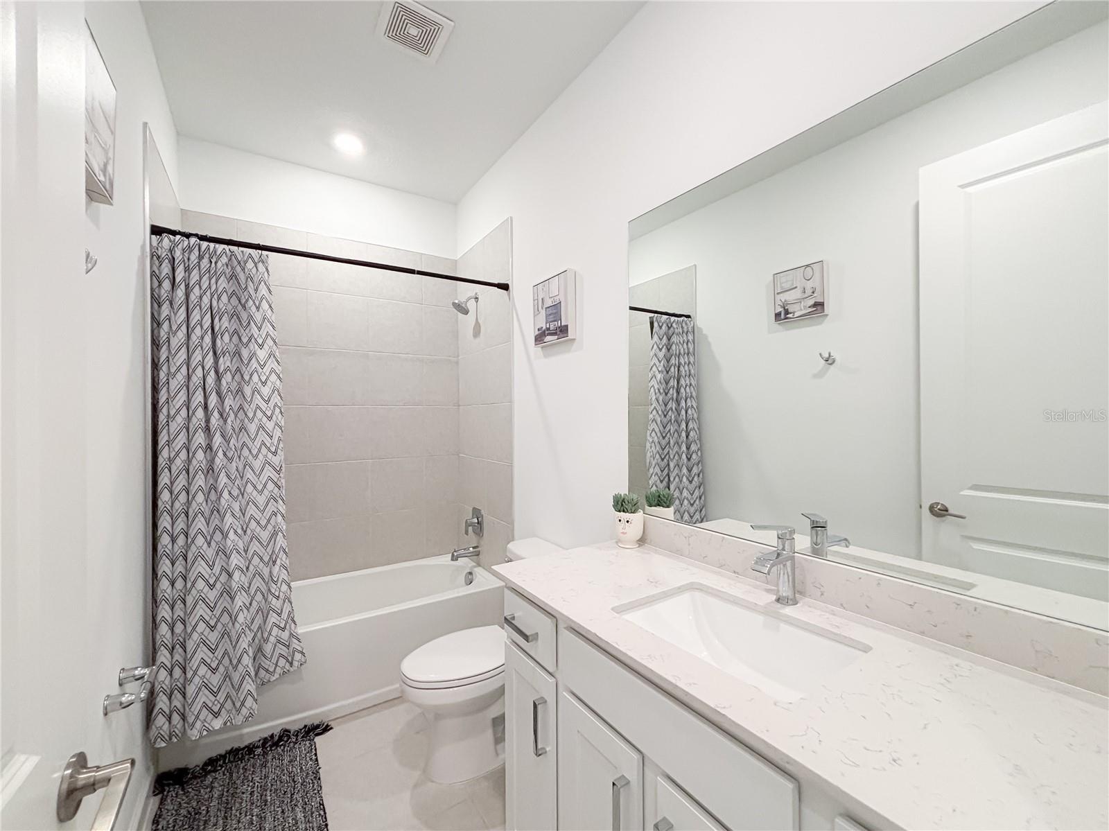 Image 19 of 21 For 684 Veridian Circle Nw
