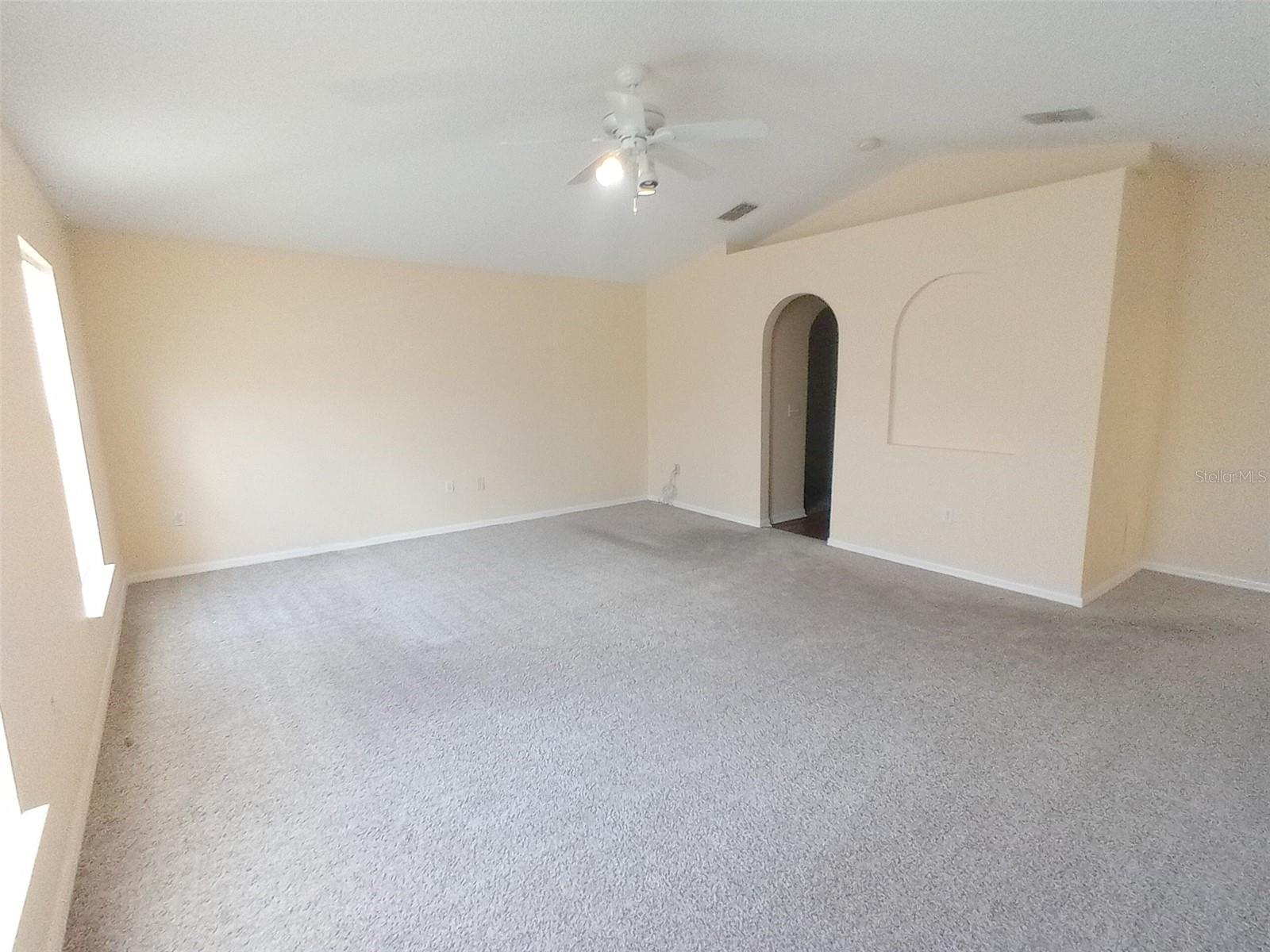 Image 8 of 16 For 10262 Laxton Street