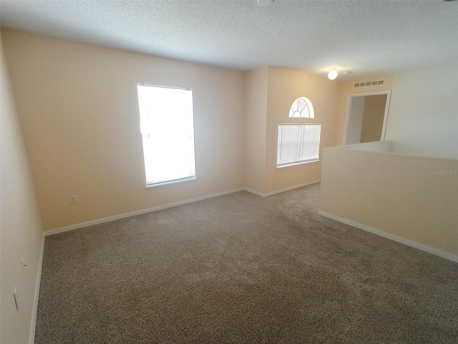 Image 9 of 16 For 10262 Laxton Street