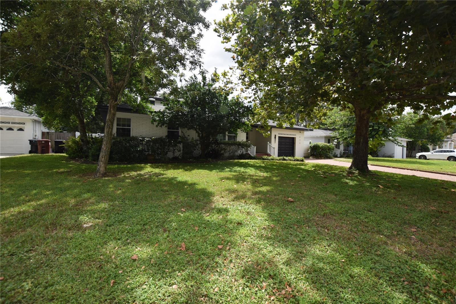 Image 3 of 58 For 924 Boardman Street