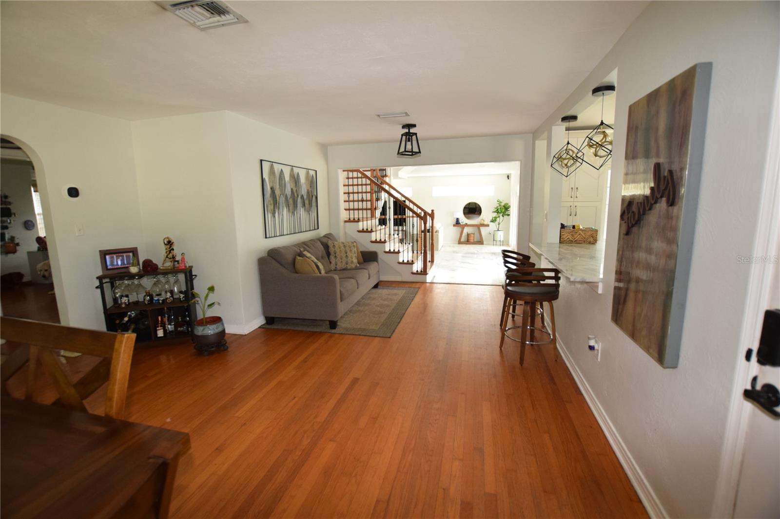 Image 30 of 58 For 924 Boardman Street