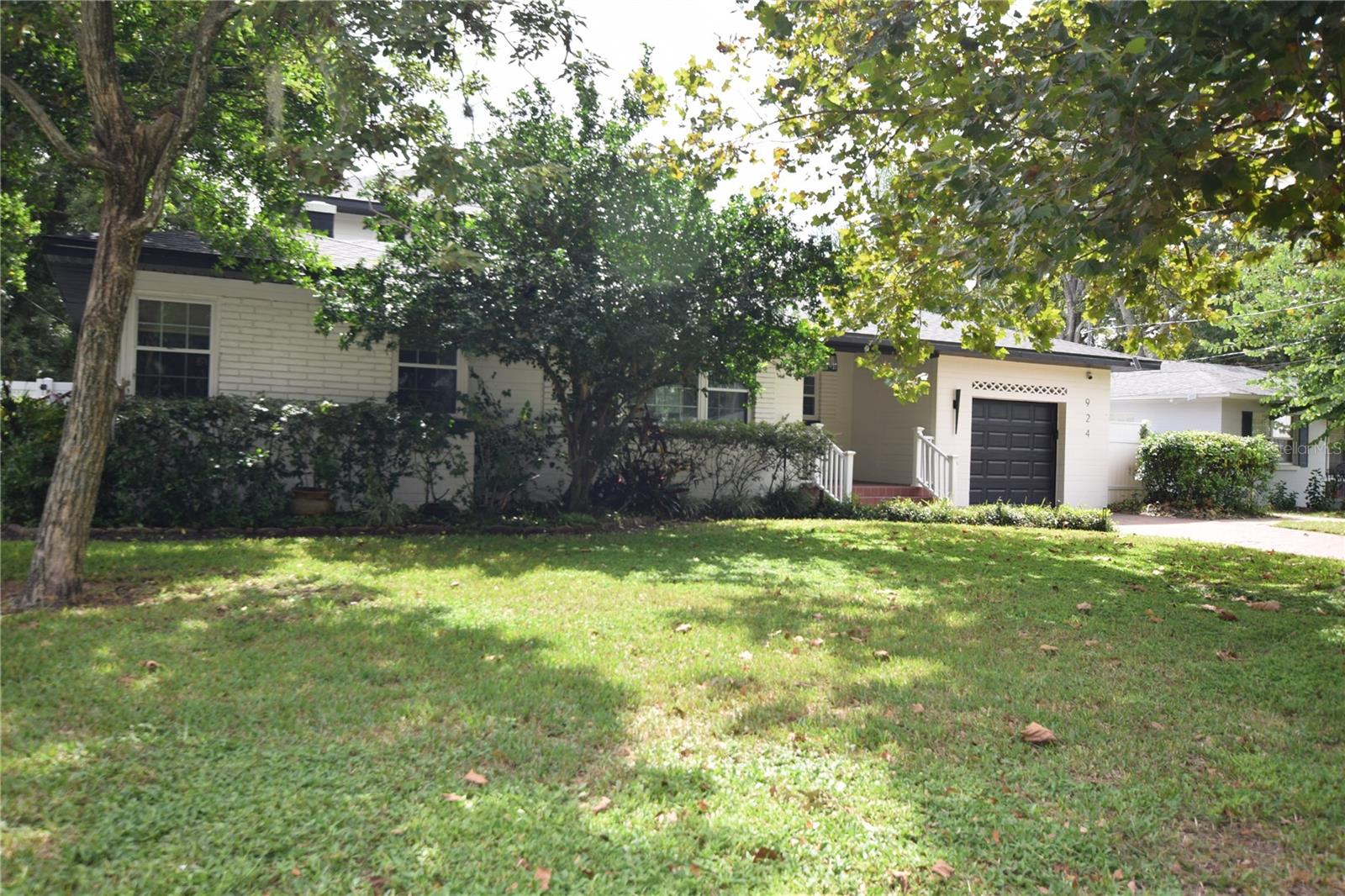 Image 4 of 58 For 924 Boardman Street
