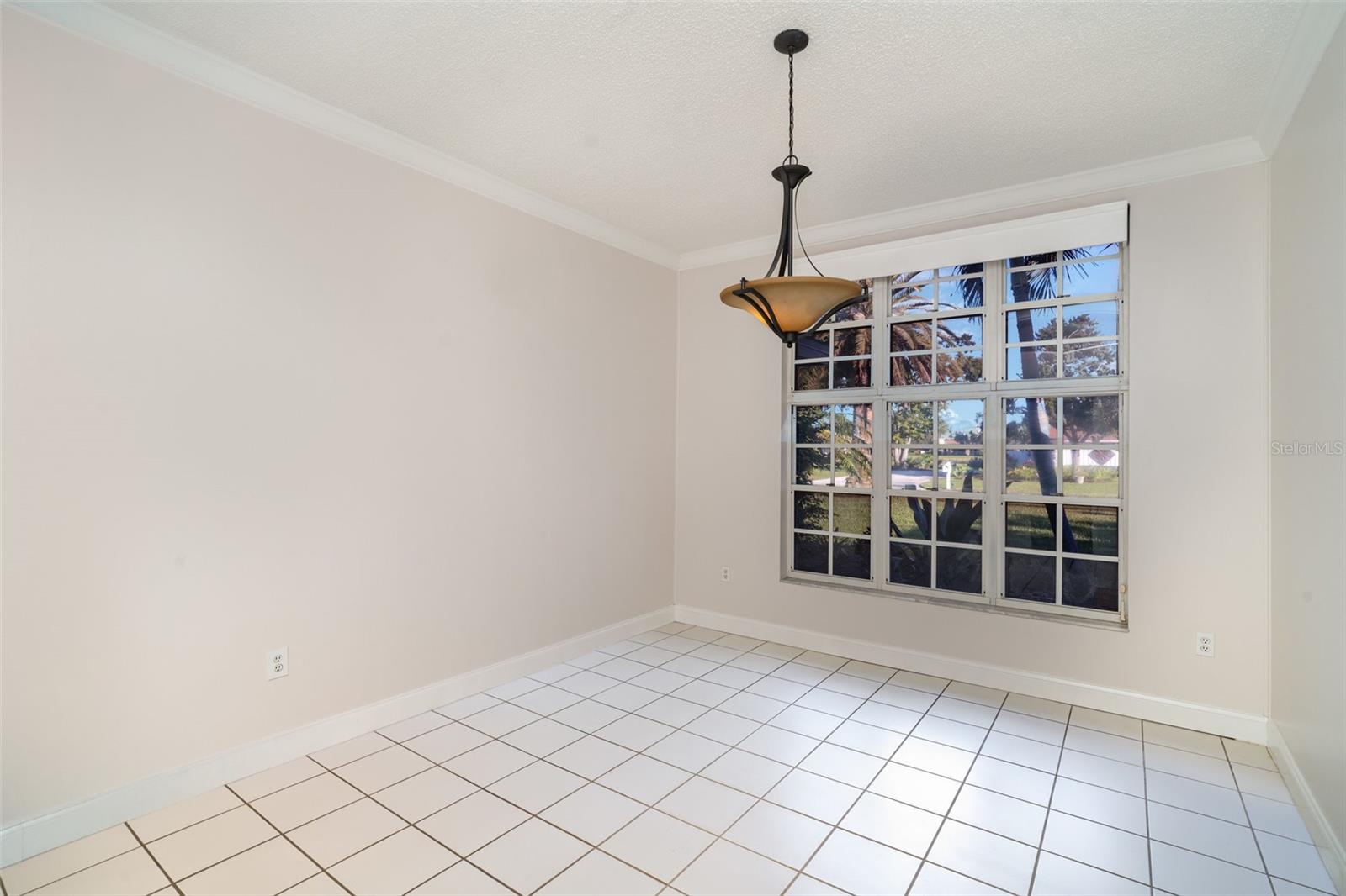Image 11 of 38 For 7505 Weeping Willow Boulevard