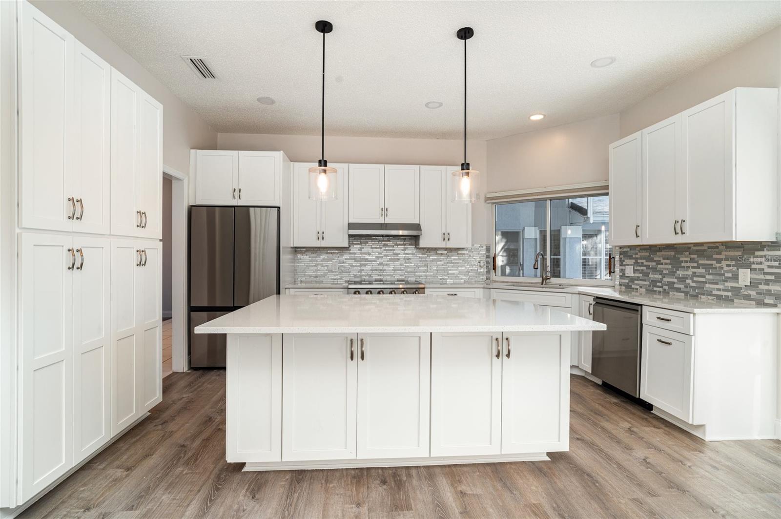 Image 12 of 38 For 7505 Weeping Willow Boulevard