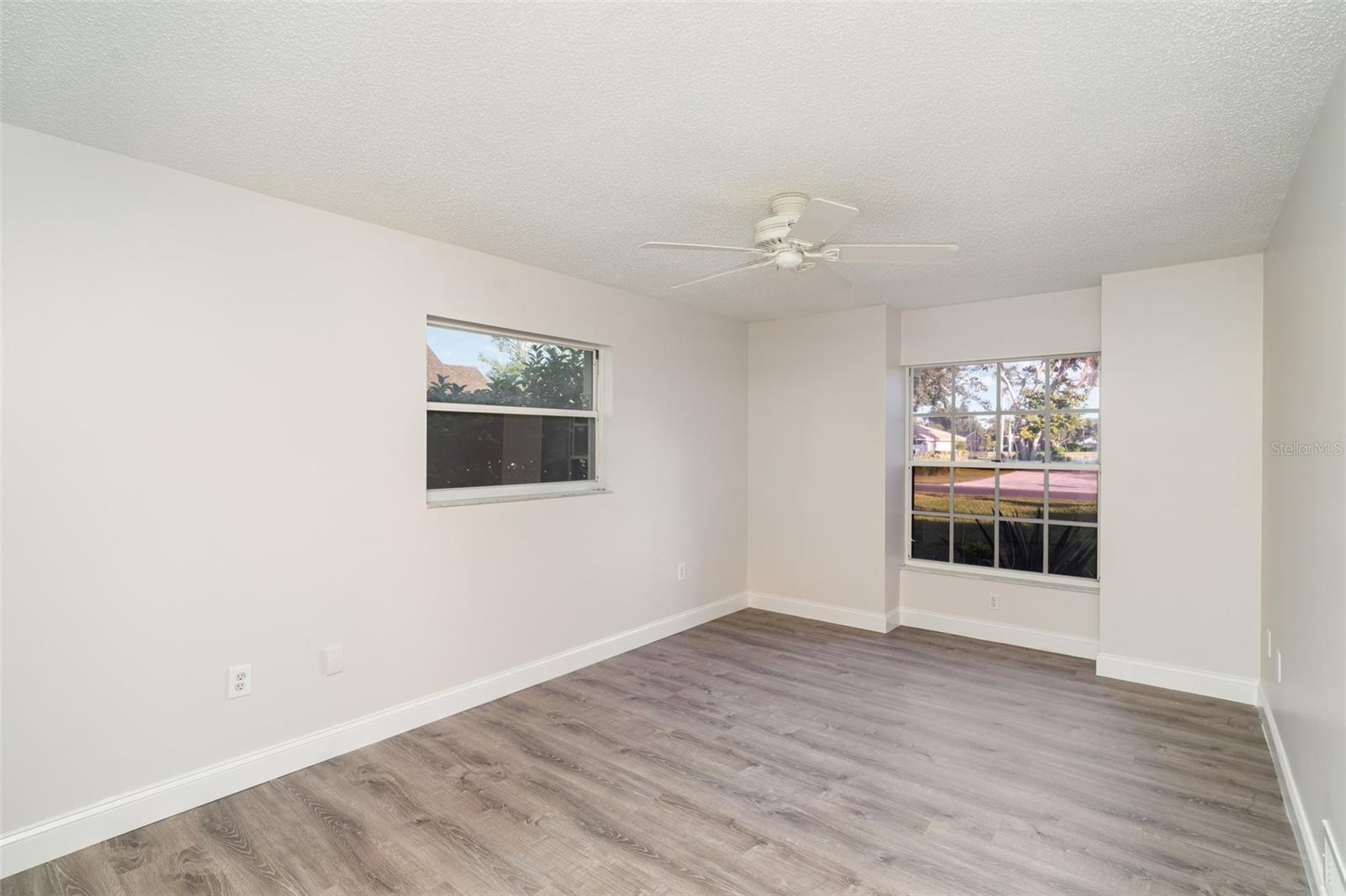 Image 22 of 38 For 7505 Weeping Willow Boulevard