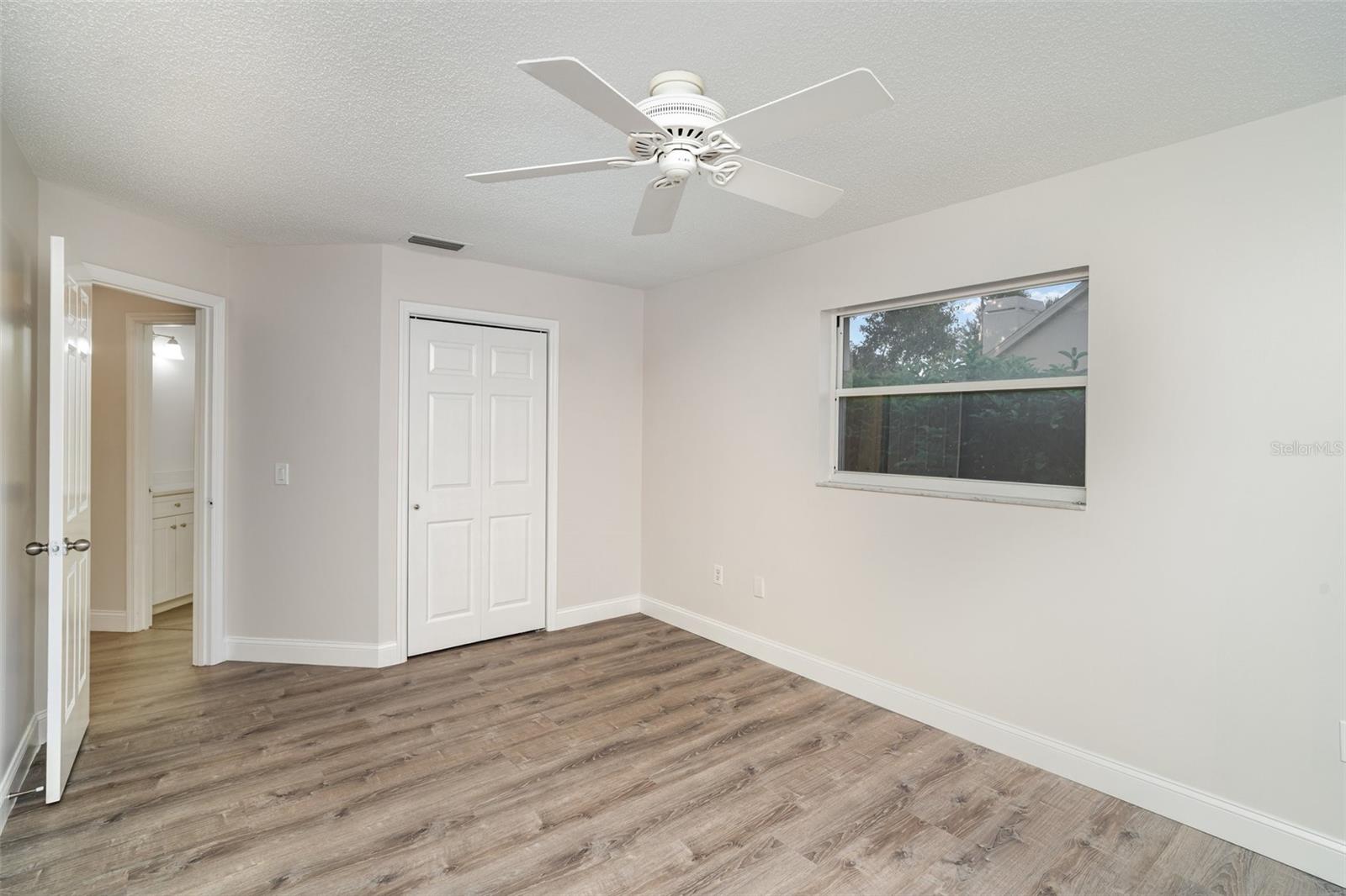 Image 23 of 38 For 7505 Weeping Willow Boulevard