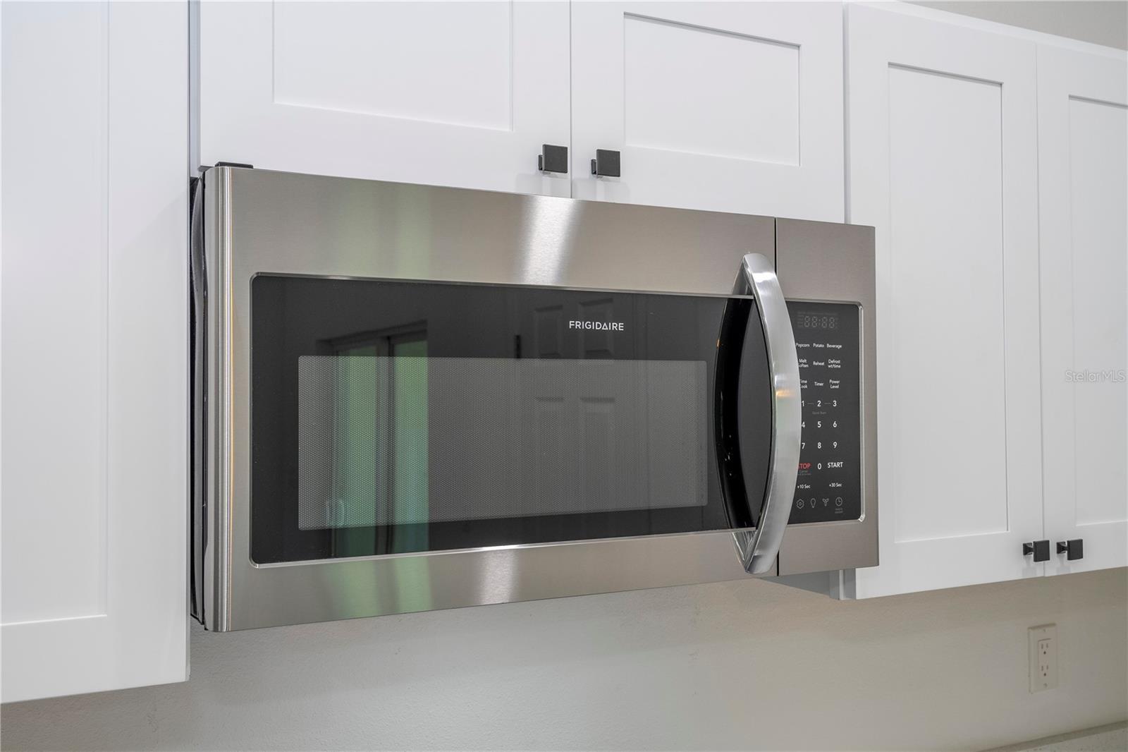 Image 24 of 33 For 6671 151st Loop