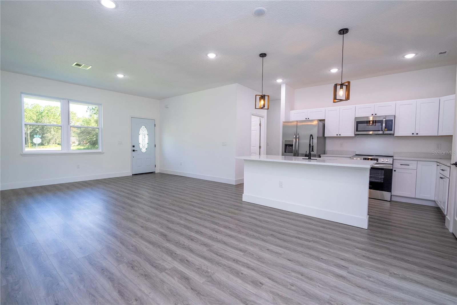 Image 27 of 33 For 6671 151st Loop