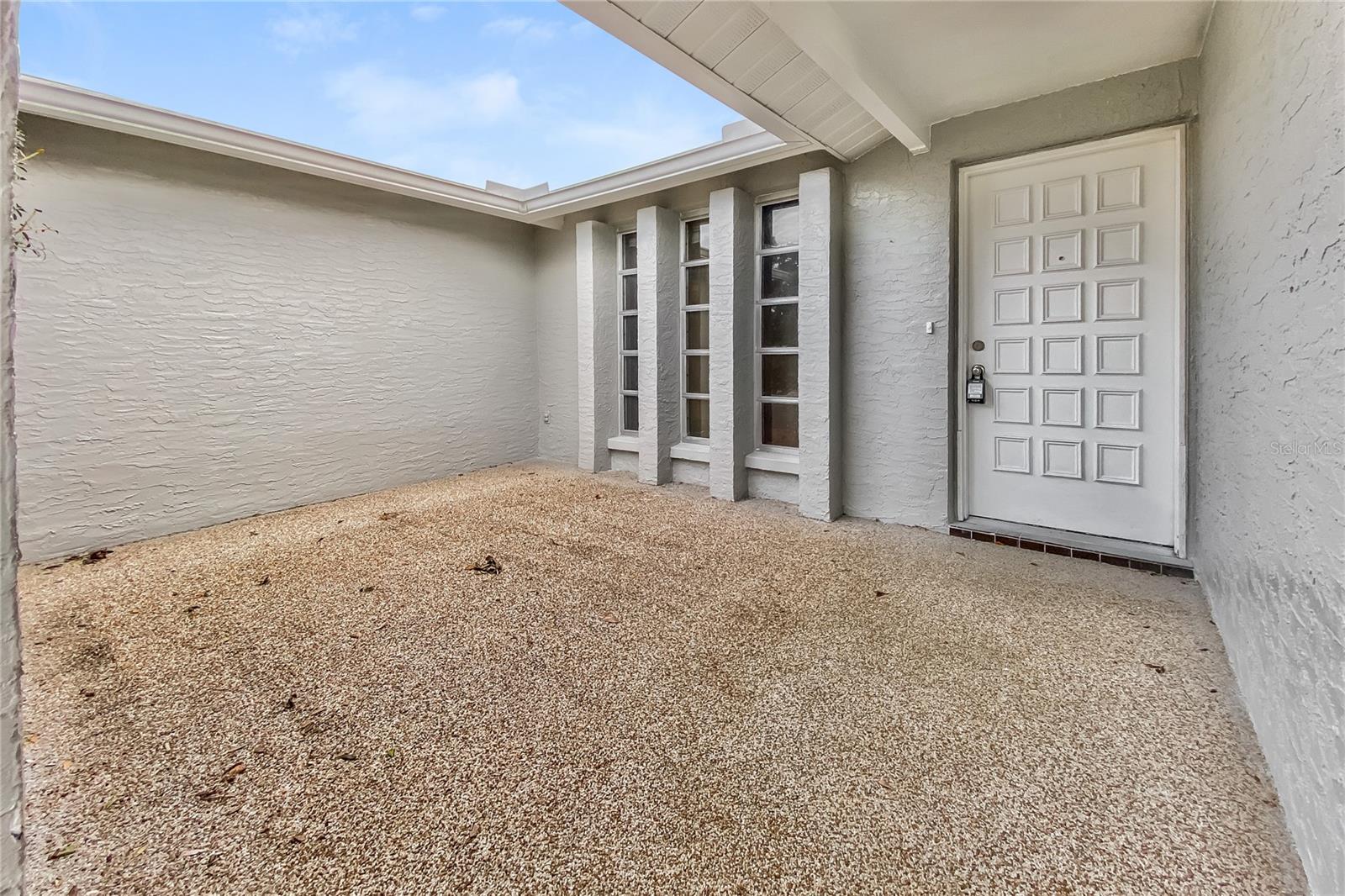 Image 15 of 16 For 4153 Woodtrail Boulevard