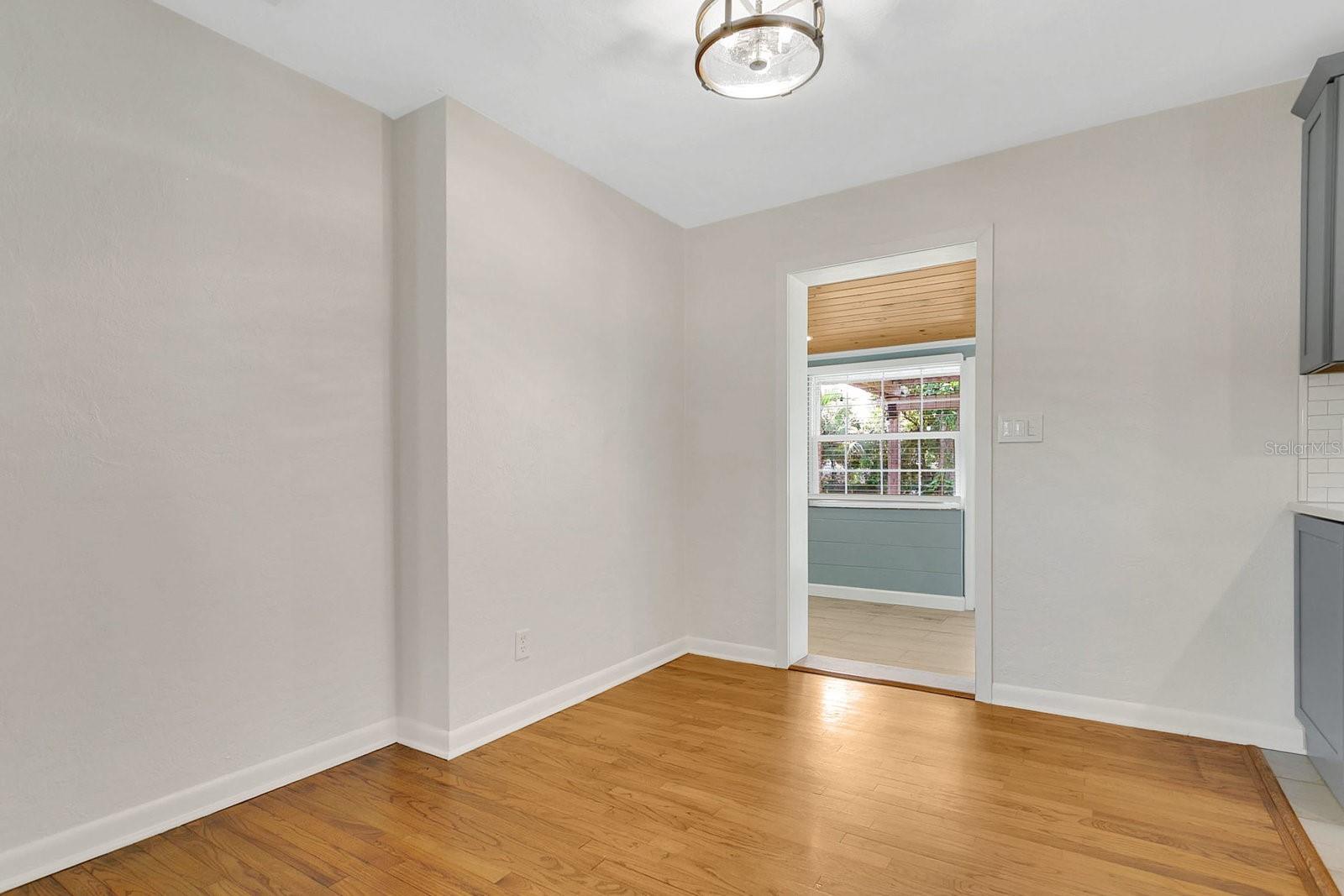 Image 9 of 35 For 2418 Nancy Street