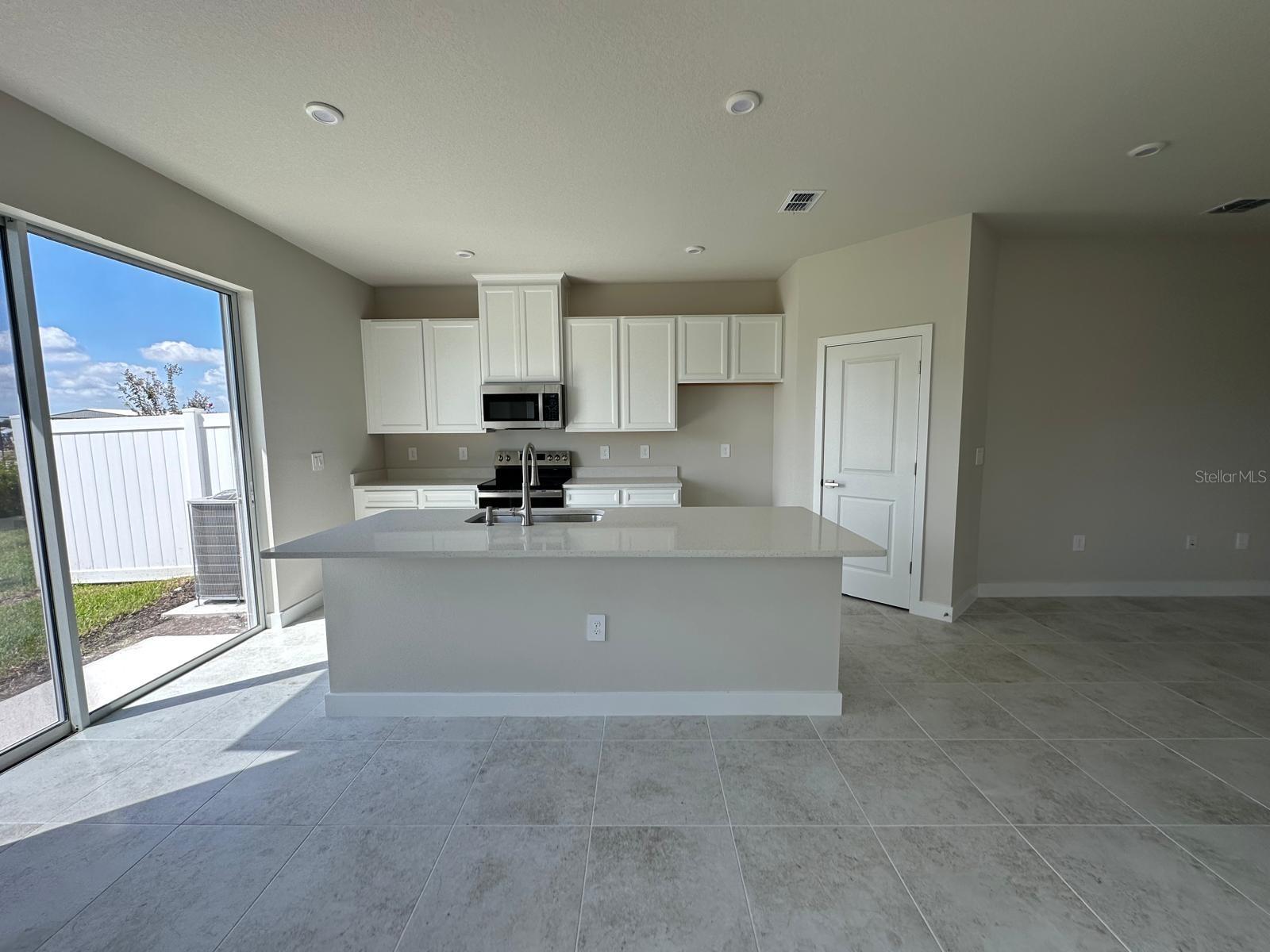 Image 6 of 23 For 12454 Amber Creek Circle