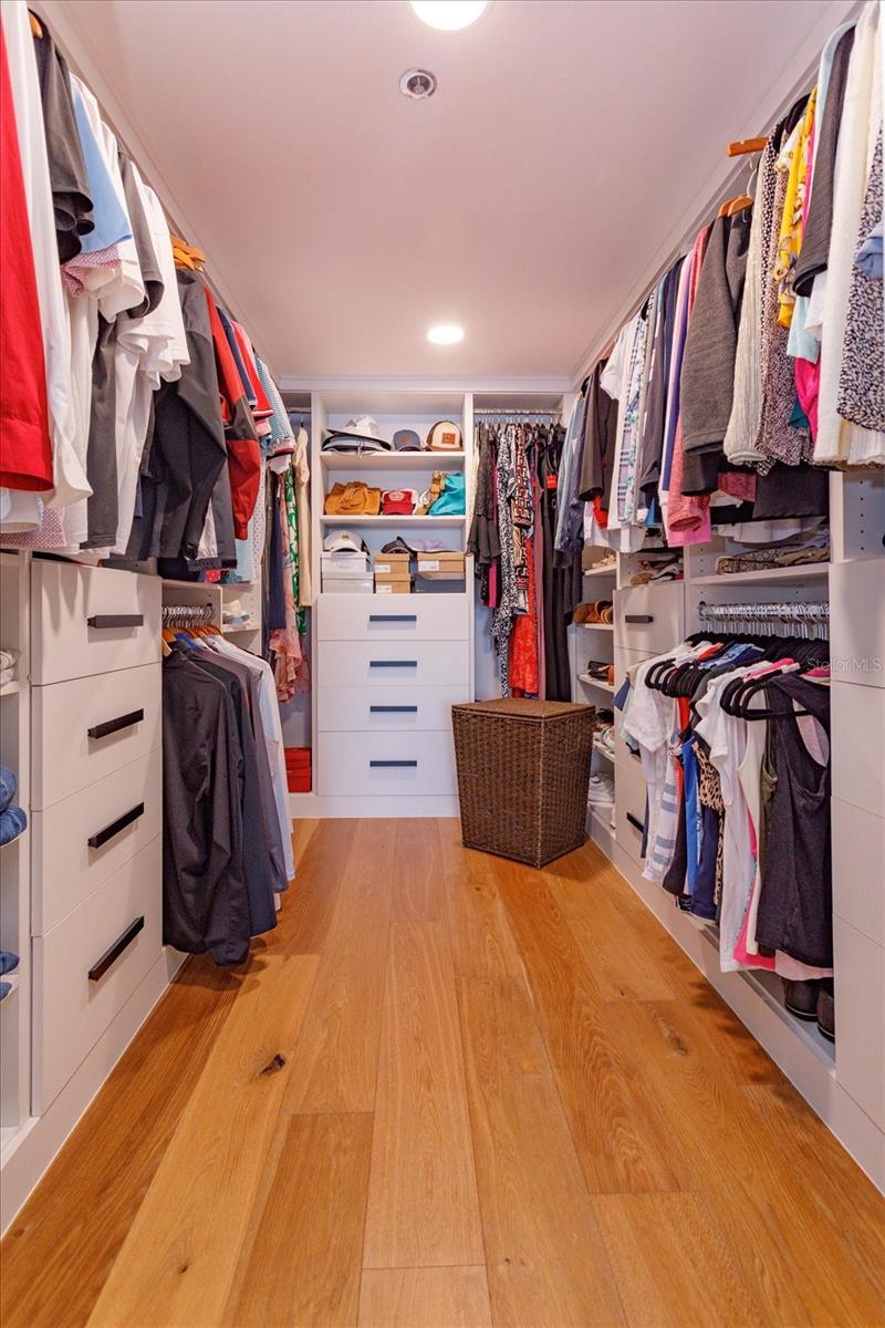 Image 24 of 46 For 7550 Hinson Street 6a