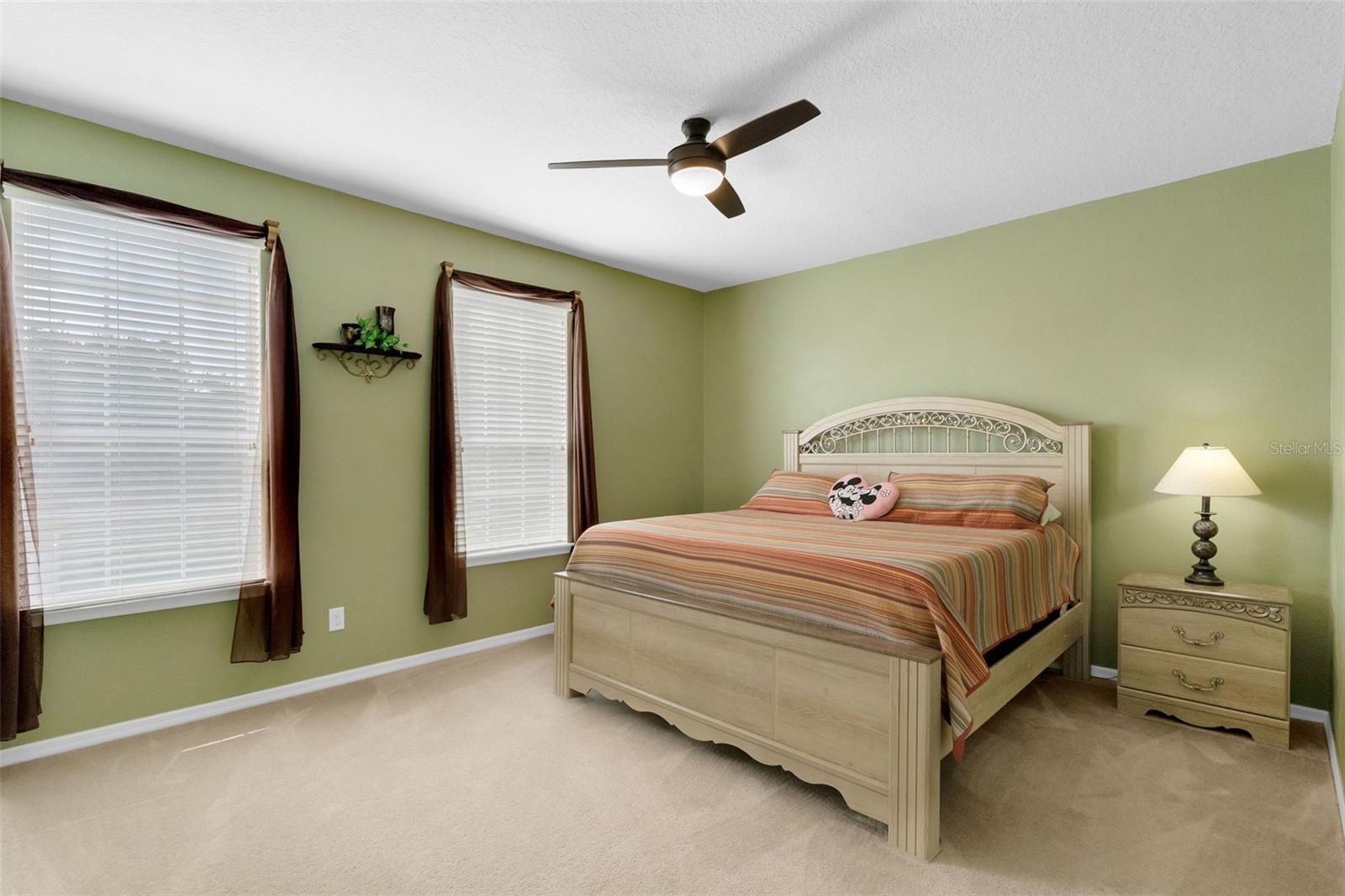 Image 32 of 45 For 15301 Hayworth Drive