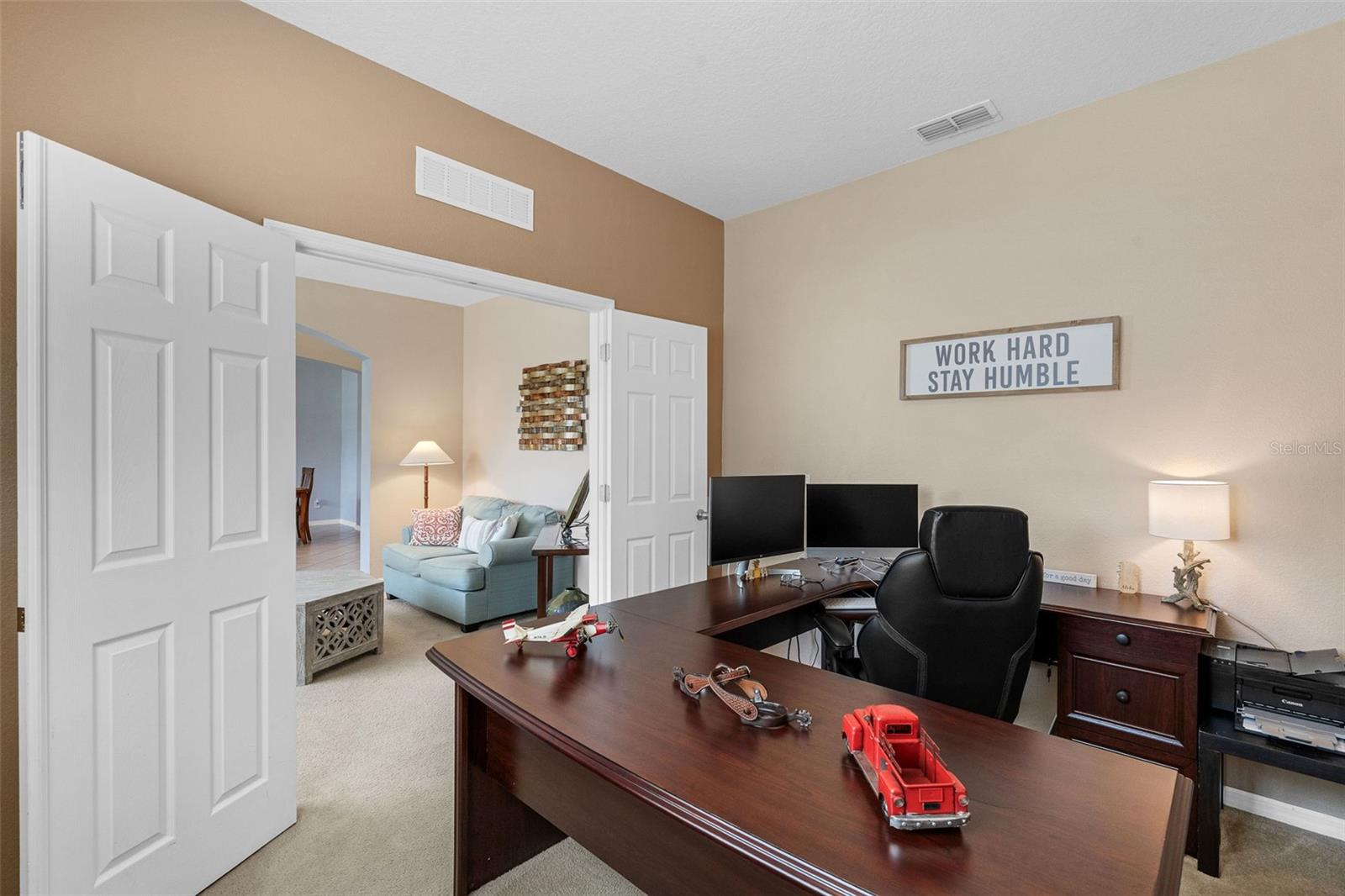 Image 8 of 45 For 15301 Hayworth Drive