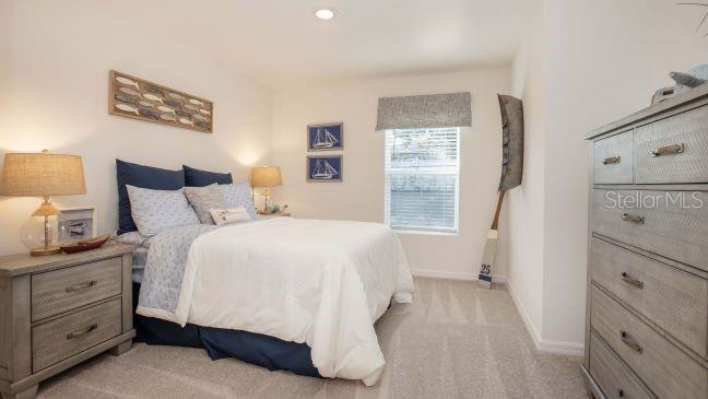 Listing photo id 8 for 3063 Griffin Street