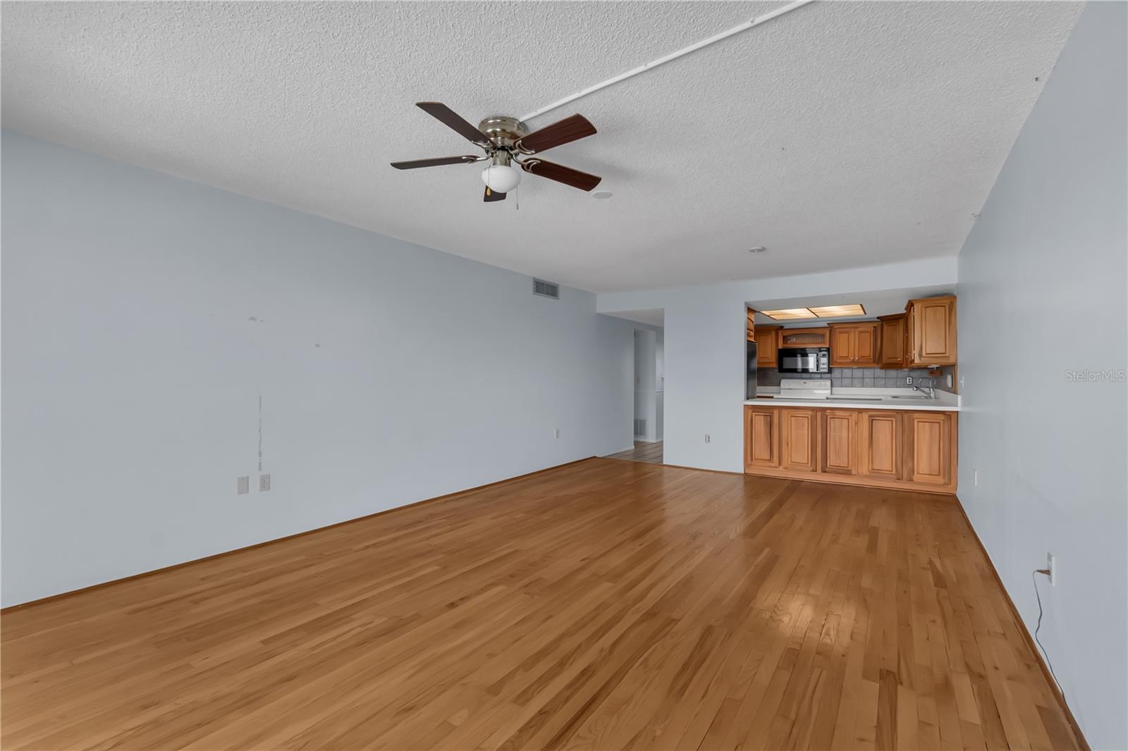 Image 25 of 29 For 3833 Banana River Boulevard 303