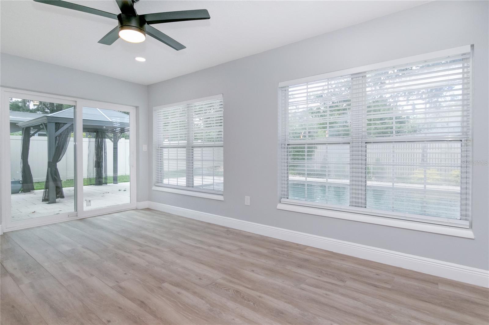 Image 11 of 27 For 2031 Temple Drive