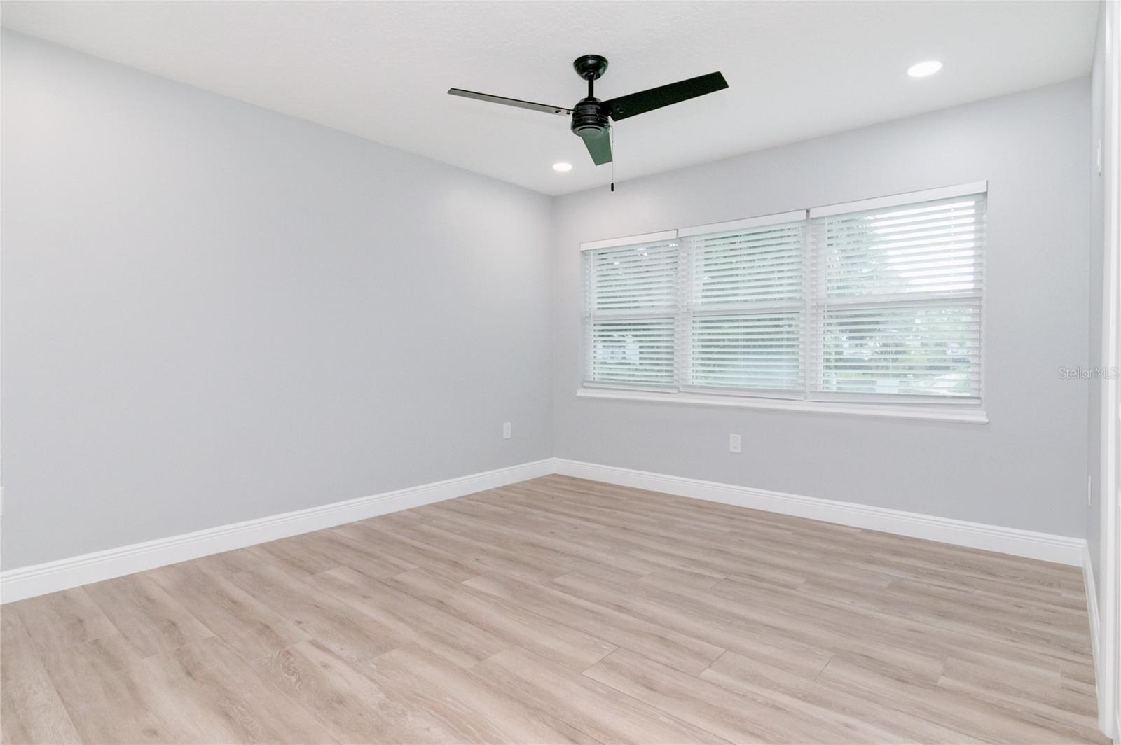 Image 15 of 27 For 2031 Temple Drive