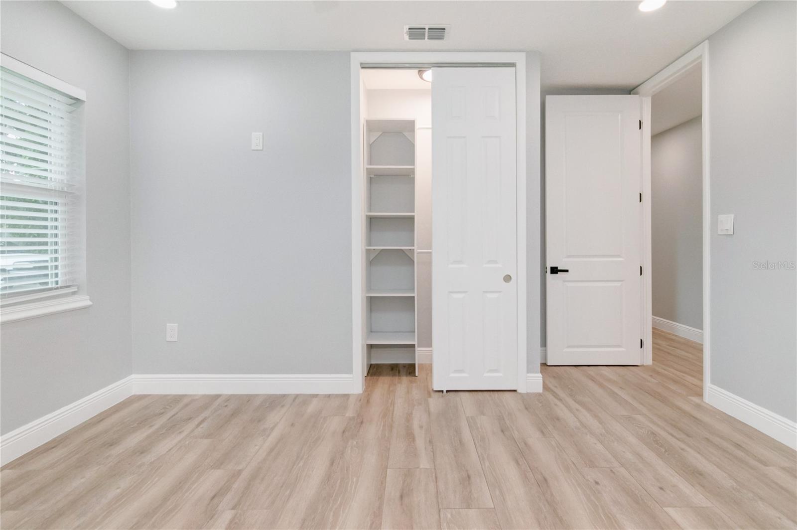 Image 16 of 27 For 2031 Temple Drive
