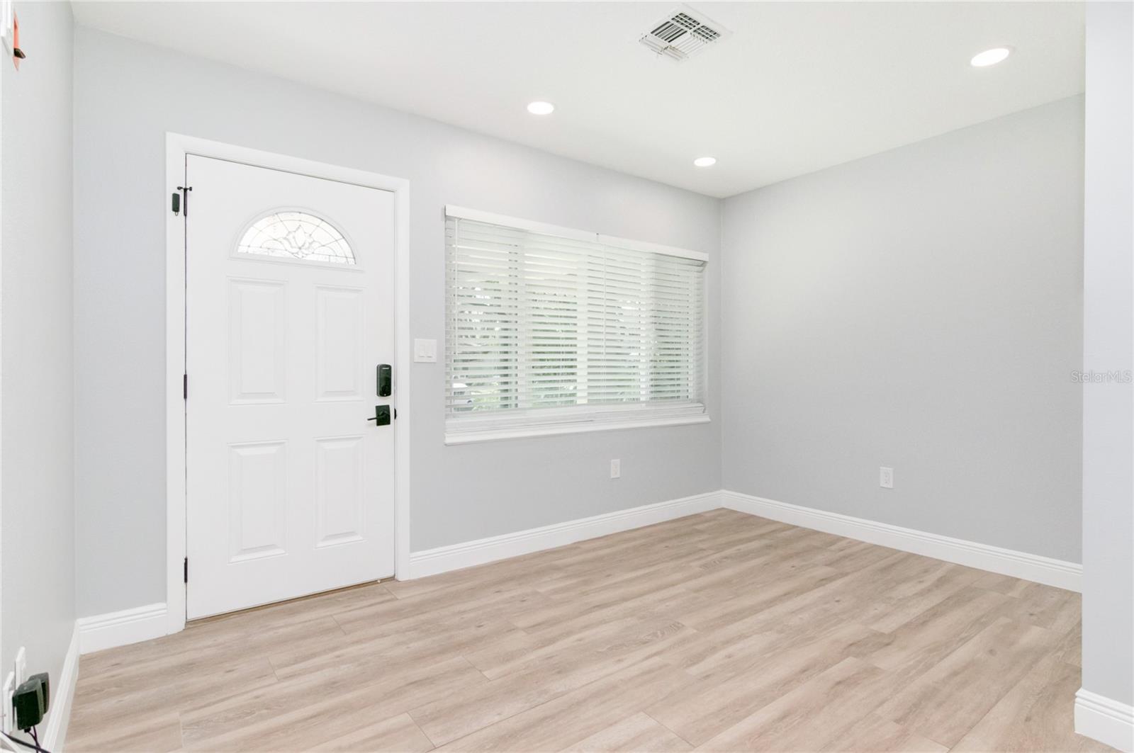 Image 5 of 27 For 2031 Temple Drive