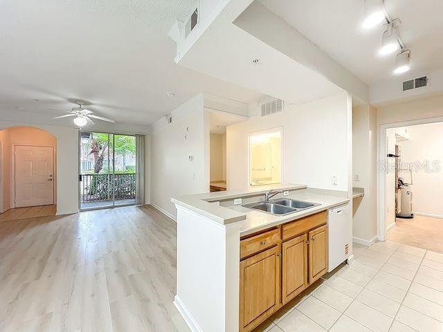 Image 15 of 40 For 12020 Villanova Drive 103