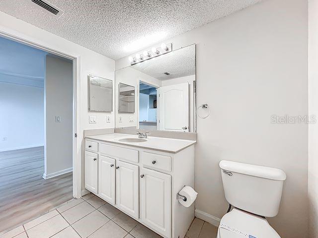 Image 25 of 40 For 12020 Villanova Drive 103