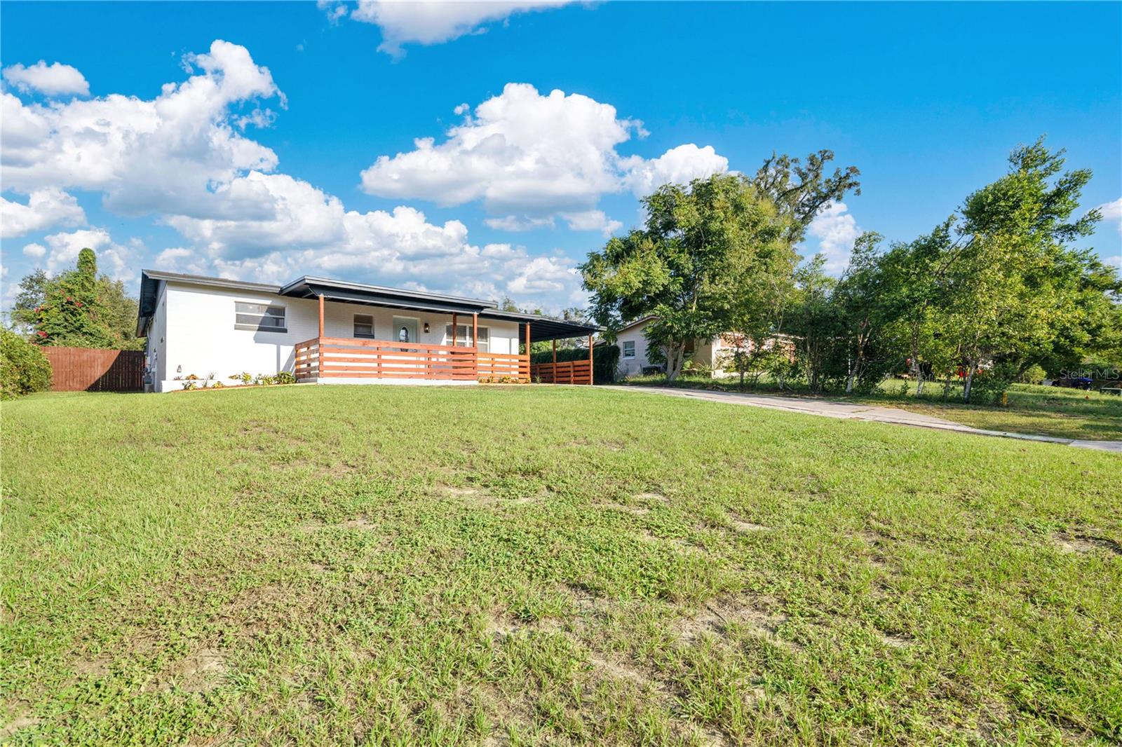 Image 4 of 26 For 5539 Huber Drive